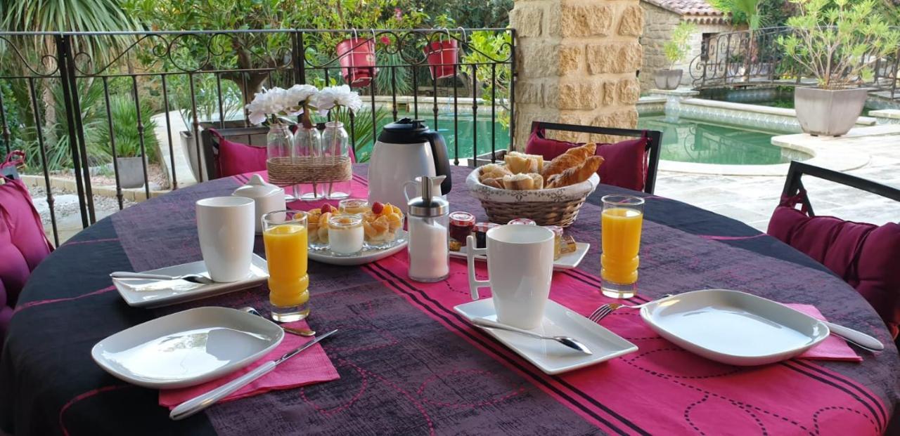 Villa Solary 르퐁테 외부 사진